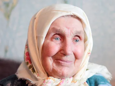 Nu mă îmbolnăvesc niciodată pentru că îmi curăț vasele de sânge deja 35 de ani. Un mod simplu - înainte de culcare mânca